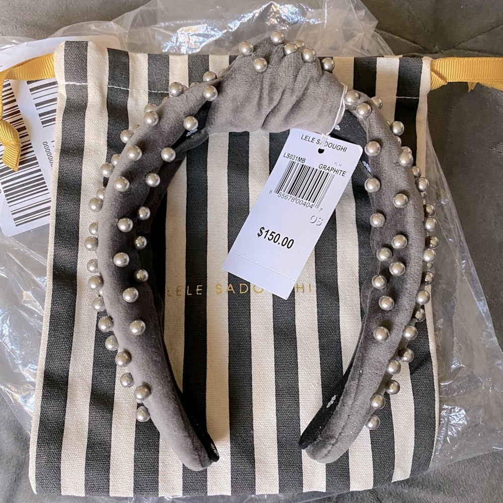 Lele Sadoughi Grey Velvet Pearl Headband